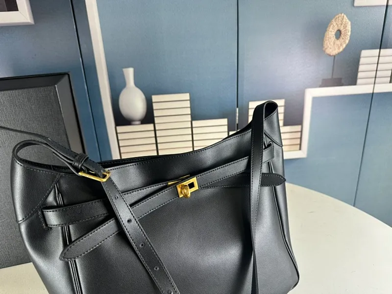 All categories Balenciaga Women's Bags (Balenciaga) Balenciaga 97726