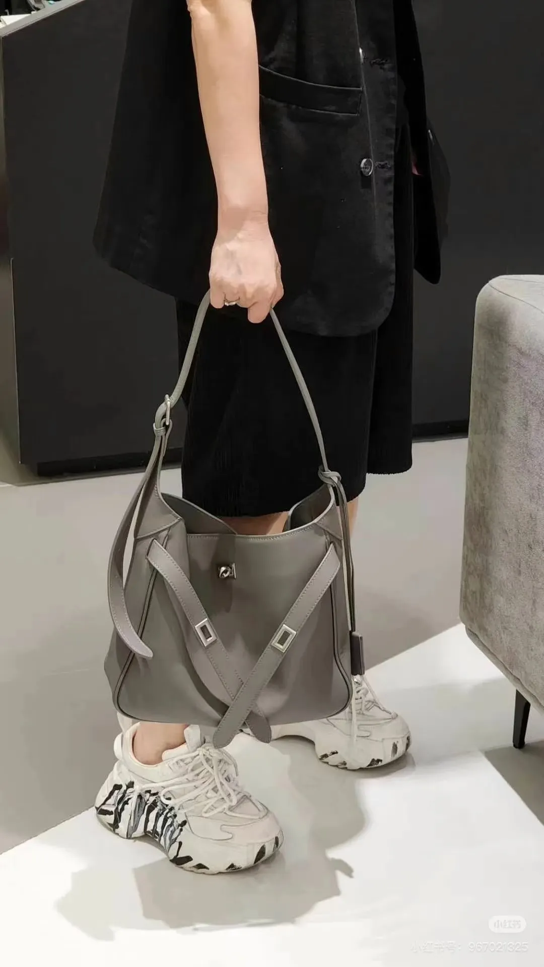 All categories Balenciaga Women's Bags (Balenciaga) Balenciaga 97726