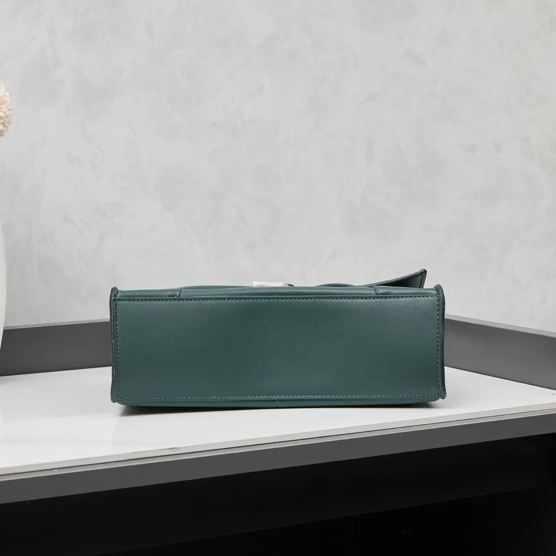 All categories Balenciaga Women's Bags (Balenciaga) Balenciaga 6899 small size