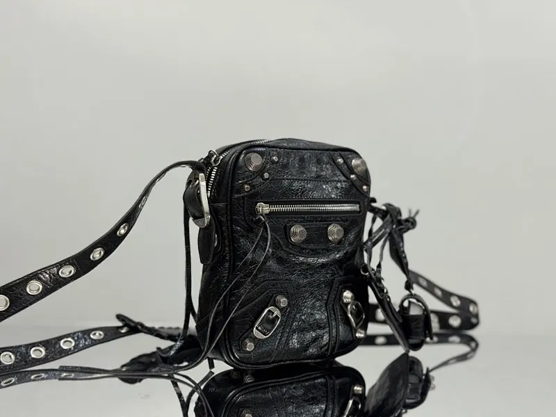 All Categories Balenciaga Women's Bags (Balenciaga) Balenciaga 1205