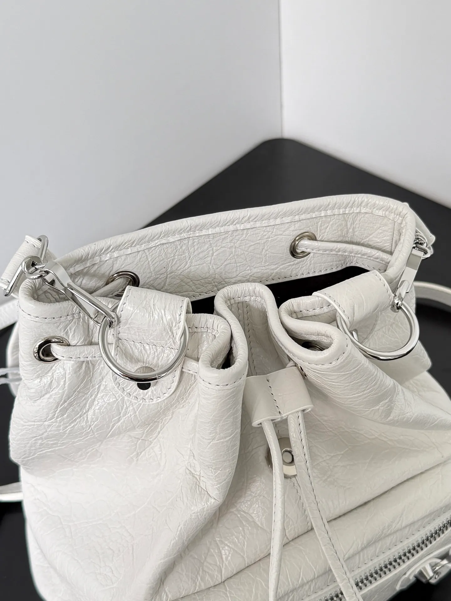 All categories Balenciaga Women's Bags (Balenciaga) Balenciaga 6338