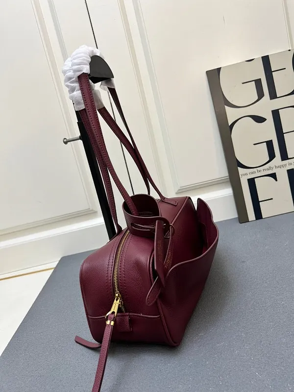 All Categories Official Website "Brand Women's Bags" Women's Bags 💙 BALENCIAGA 2025 New Balenciag Carrie Bowling Bag
