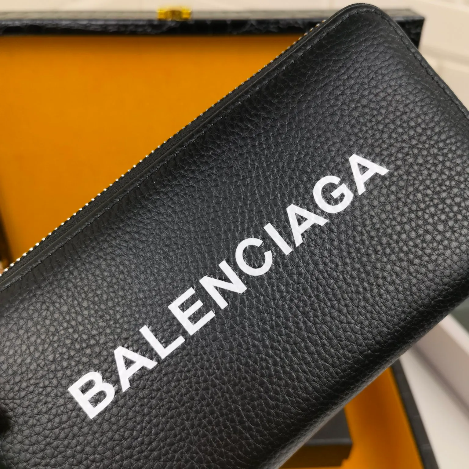 All categories Balenciaga Women's Bags (Balenciaga) Balenciaga 666054