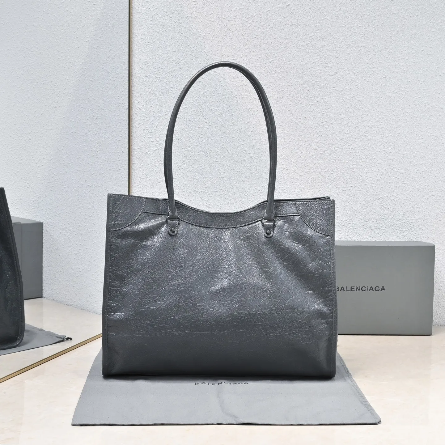 All Categories Balenciaga Women's Bags (Balenciaga) Balenciaga 3830