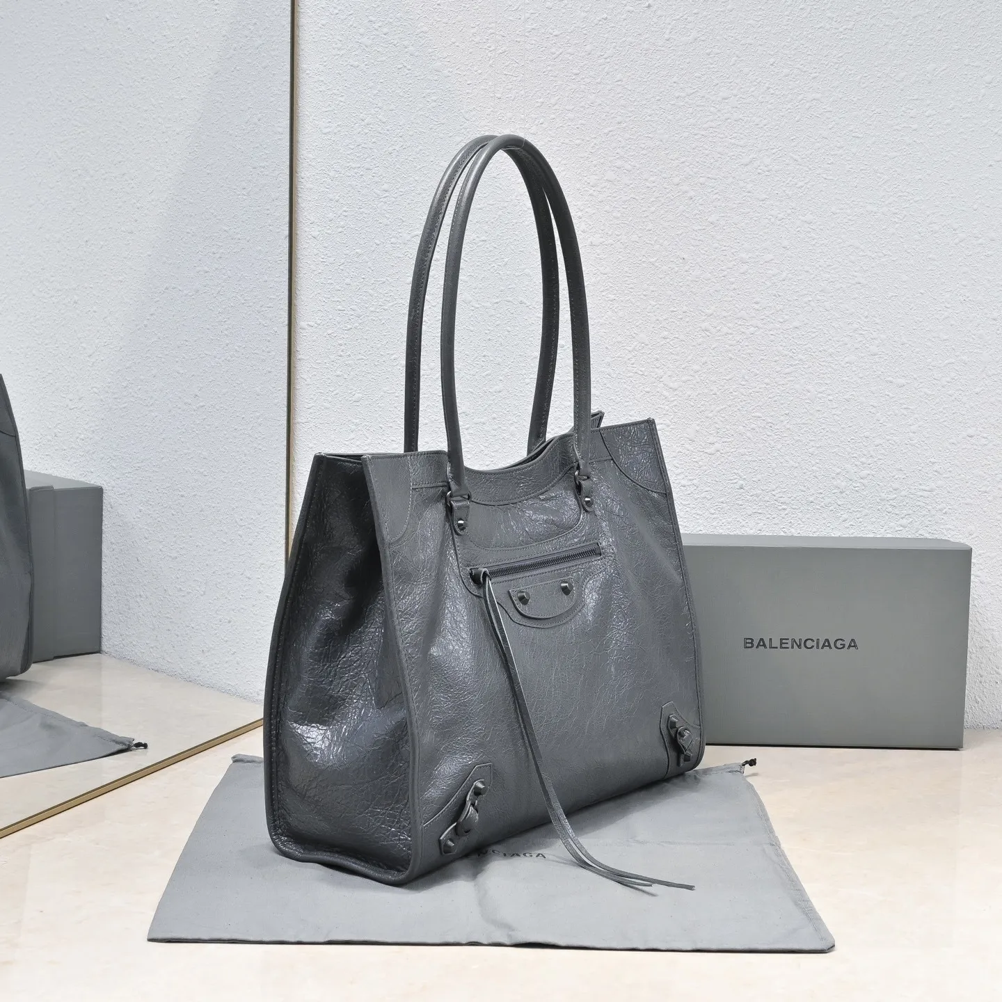 All Categories Balenciaga Women's Bags (Balenciaga) Balenciaga 3830