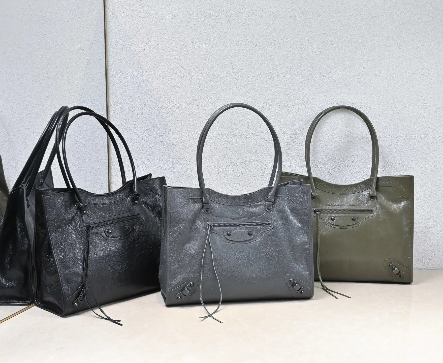 All Categories Balenciaga Women's Bags (Balenciaga) Balenciaga 3830