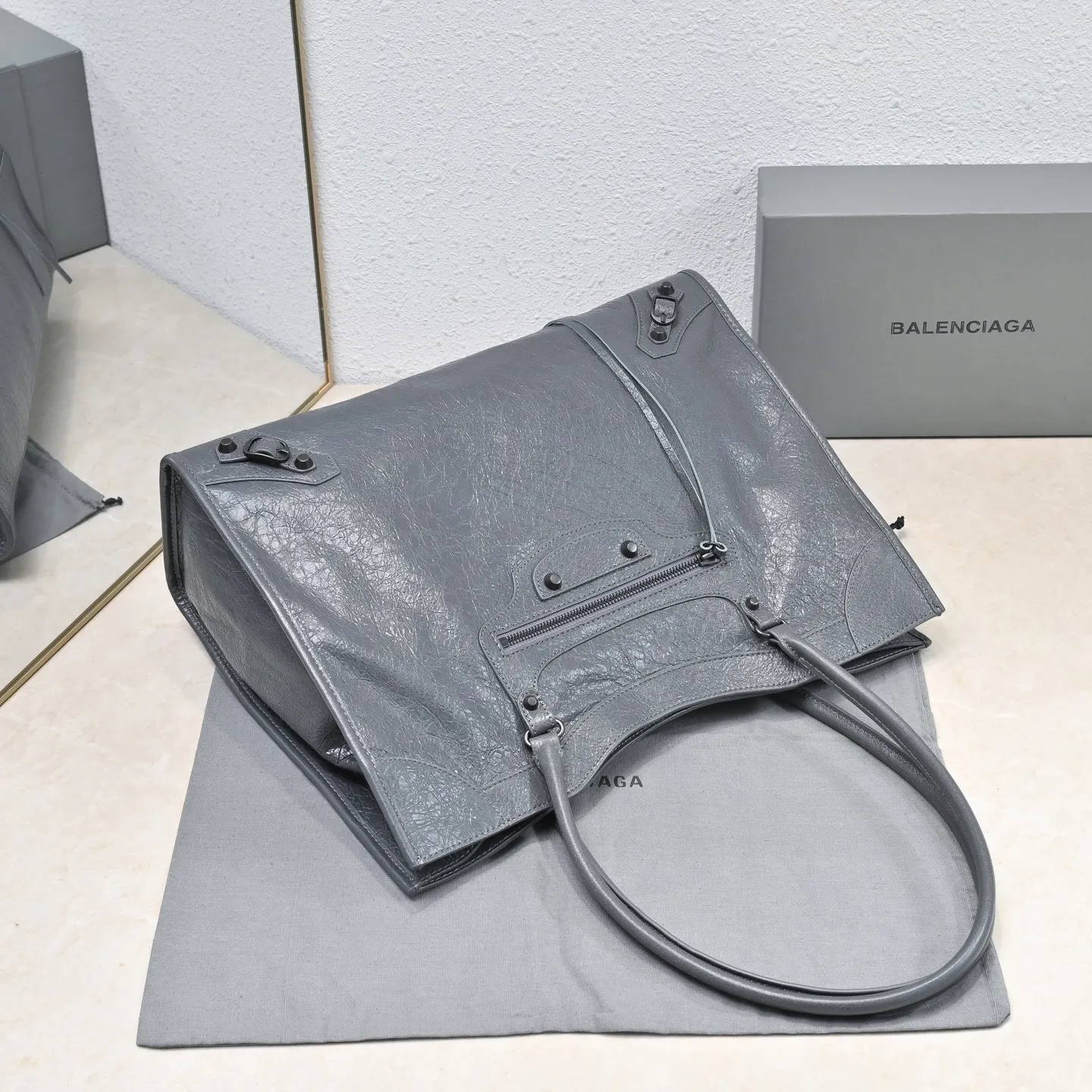 All Categories Balenciaga Women's Bags (Balenciaga) Balenciaga 3830