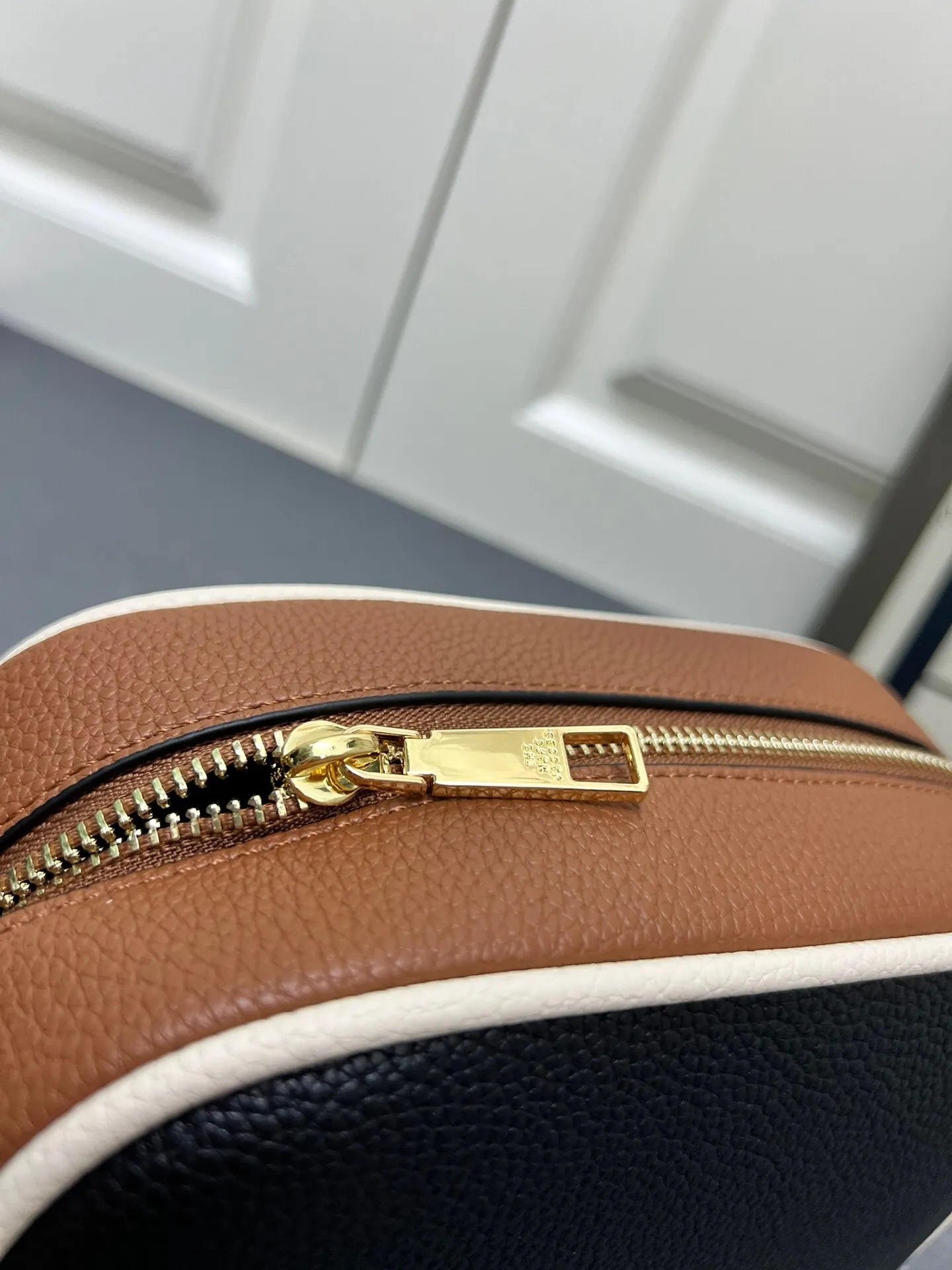 All Categories Official Website "Brand Women's Bags" Women's Bags 💙 BALENCIAGA 2025 New Balenciaga Crossbody Bag
