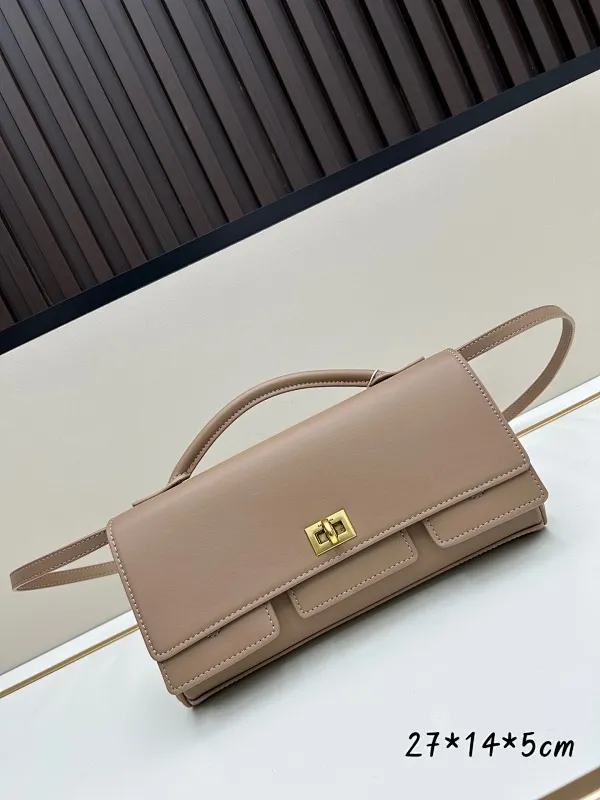 All categories Balenciaga Women's Bags (Balenciaga) Balenciaga 8896