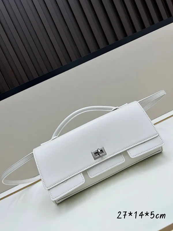 All categories Balenciaga Women's Bags (Balenciaga) Balenciaga 8896