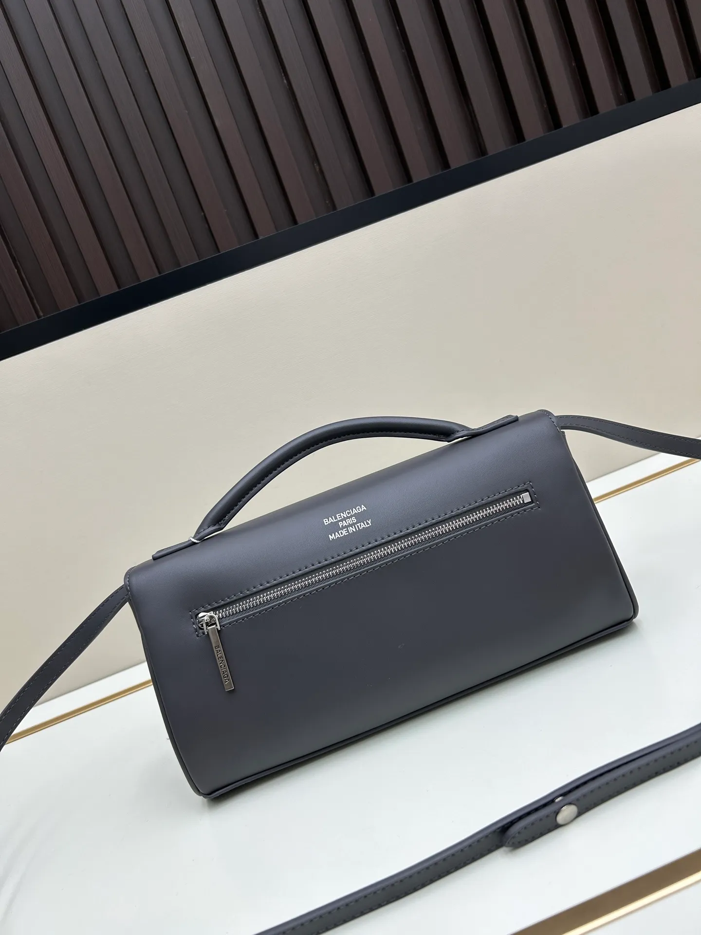 All categories Balenciaga Women's Bags (Balenciaga) Balenciaga 8896