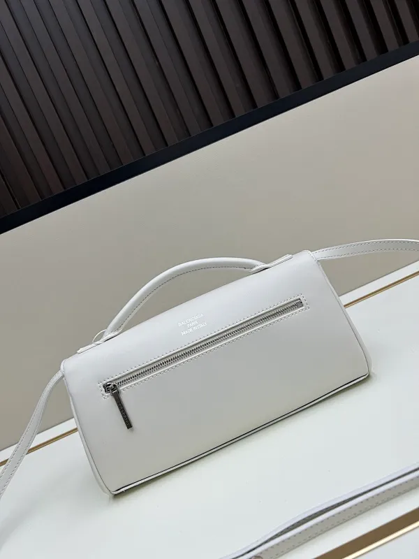 All categories Balenciaga Women's Bags (Balenciaga) Balenciaga 8896