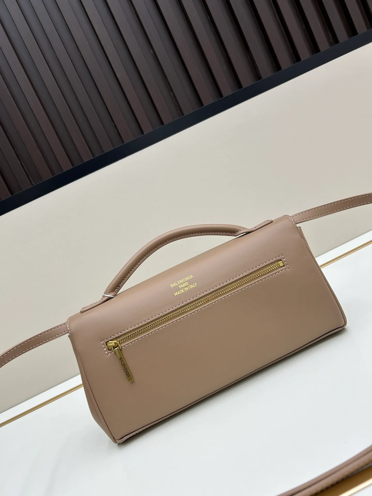 All categories Balenciaga Women's Bags (Balenciaga) Balenciaga 8896