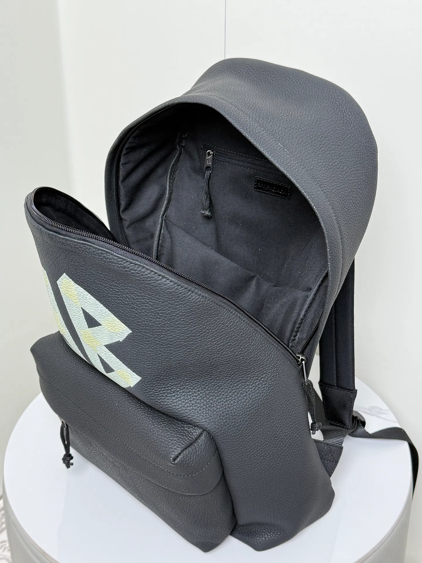 All Categories Balenciaga Women's Bags (Balenciaga) Balenciaga 188016