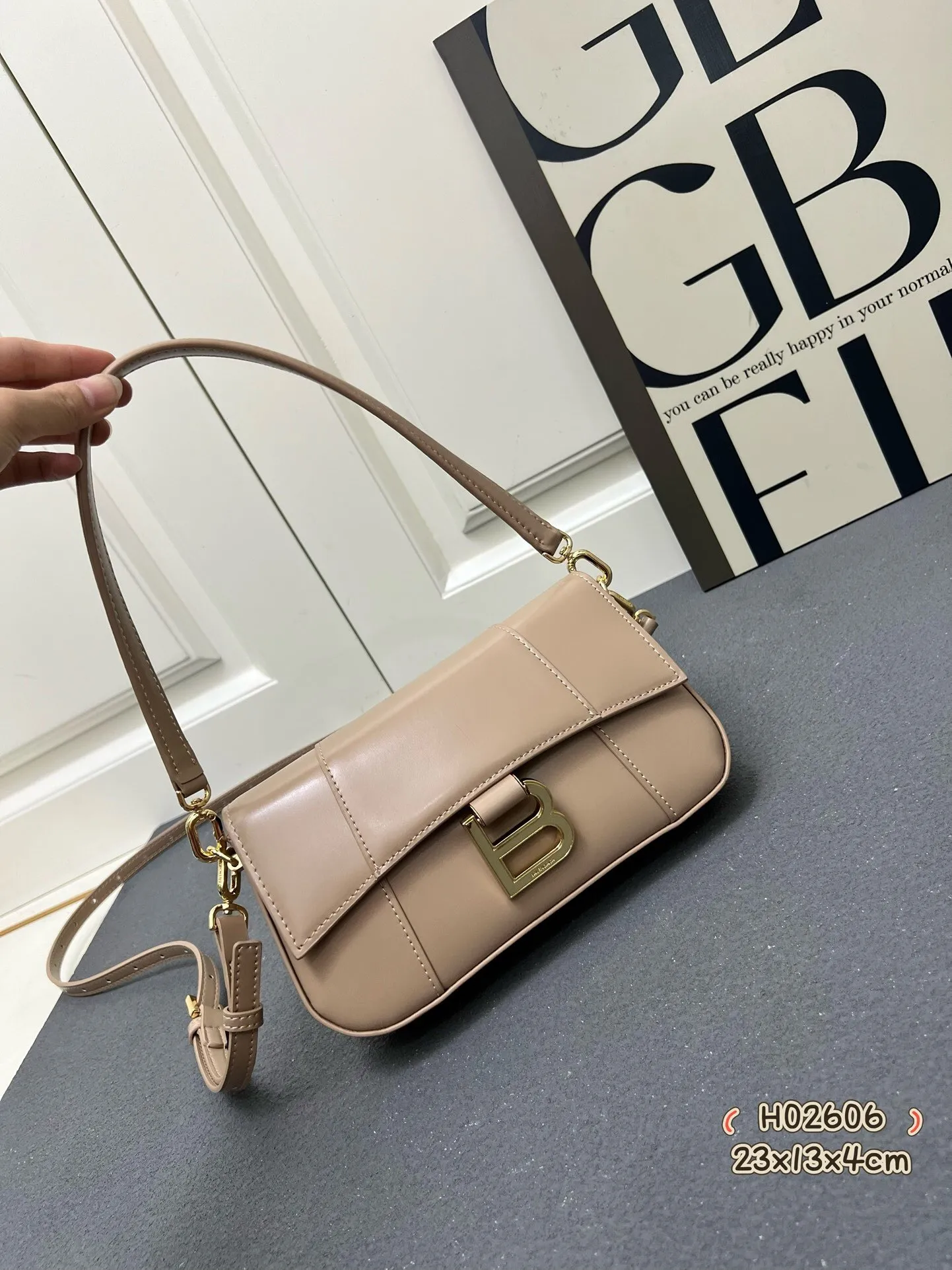 All Categories Official Website "Brand Women's Bags" Women's Bags 💙 BALENCIAGA 2025 New Balenciaga Crossbody Bag