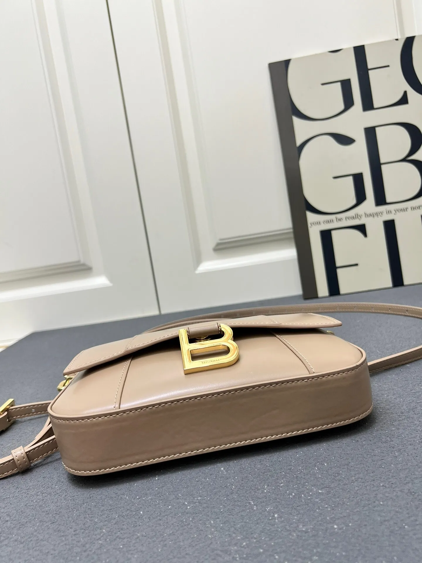 All Categories Official Website "Brand Women's Bags" Women's Bags 💙 BALENCIAGA 2025 New Balenciaga Crossbody Bag
