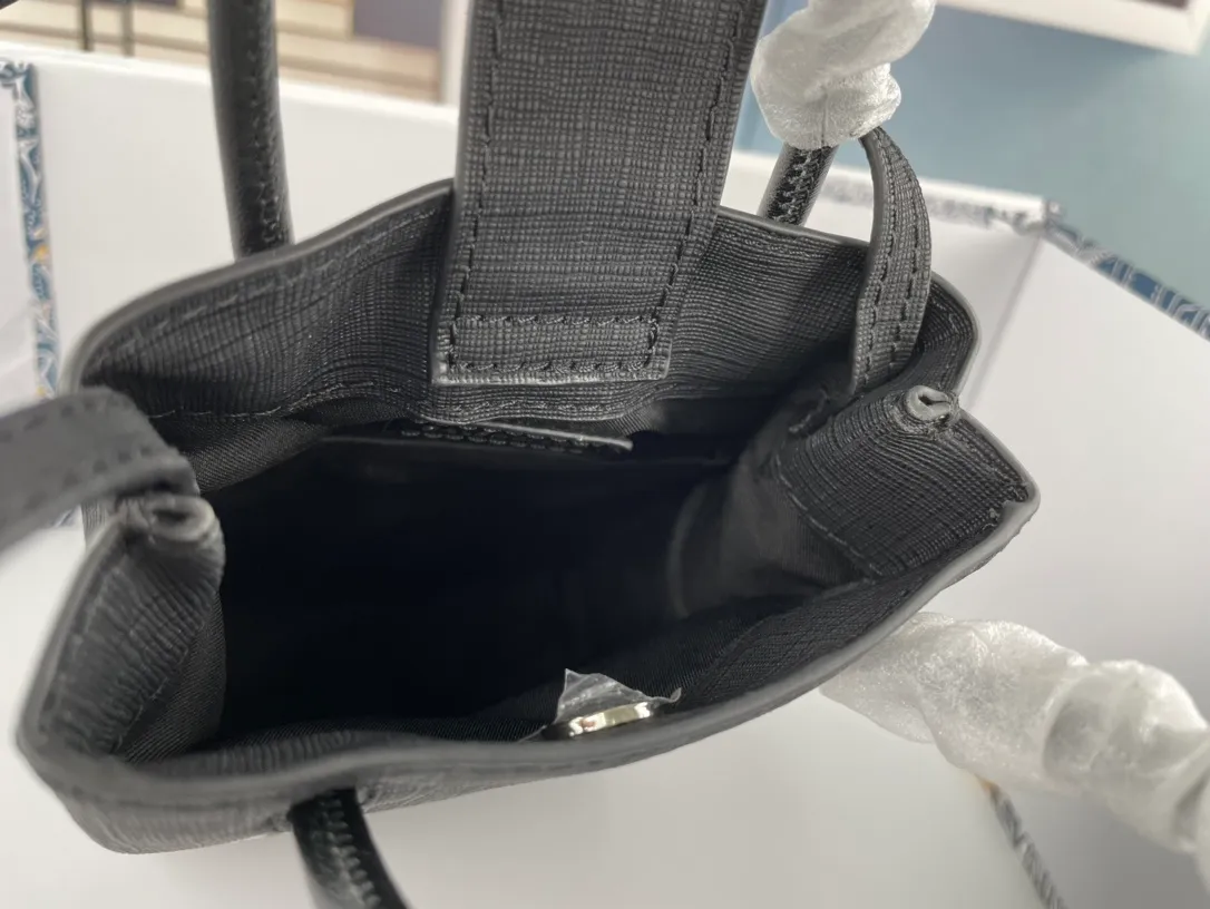 All categories Official website "Brand Women's Bags" Women's Bags 💙 BALENCIAGA 2023 latest Balenciaga mobile phone bag