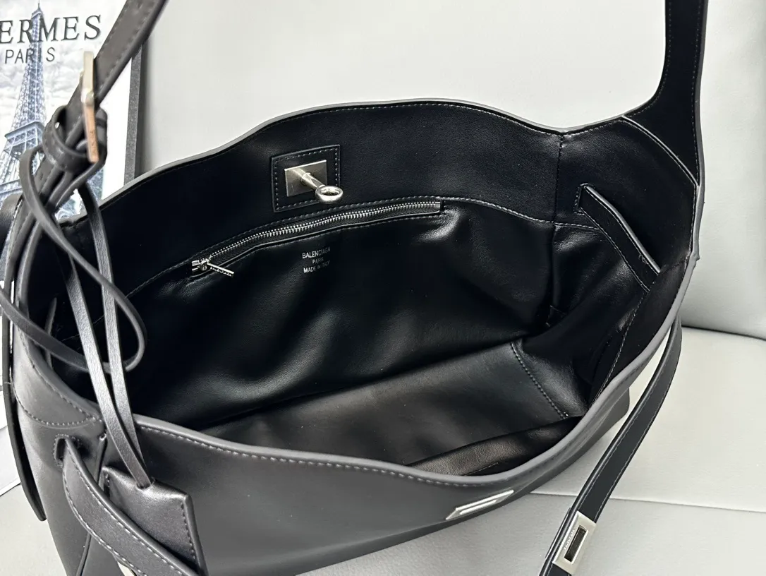 All Categories Balenciaga Women's Bags (Balenciaga) Balenciaga 5022