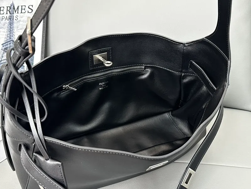 All Categories Balenciaga Women's Bags (Balenciaga) Balenciaga 5022