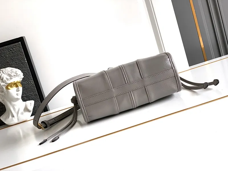 All Categories Balenciaga Women's Bags (Balenciaga) Balenciaga 1BH229