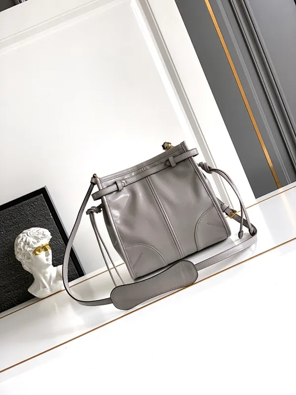All Categories Balenciaga Women's Bags (Balenciaga) Balenciaga 1BH229