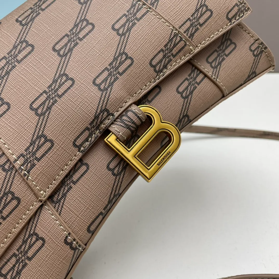 All categories Balenciaga Women's Bags (Balenciaga) Balenciaga 3931