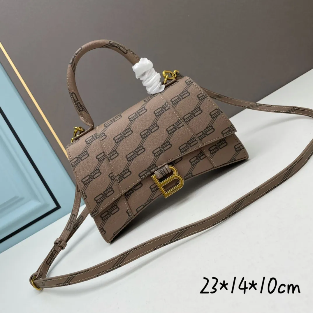 All categories Balenciaga Women's Bags (Balenciaga) Balenciaga 3931