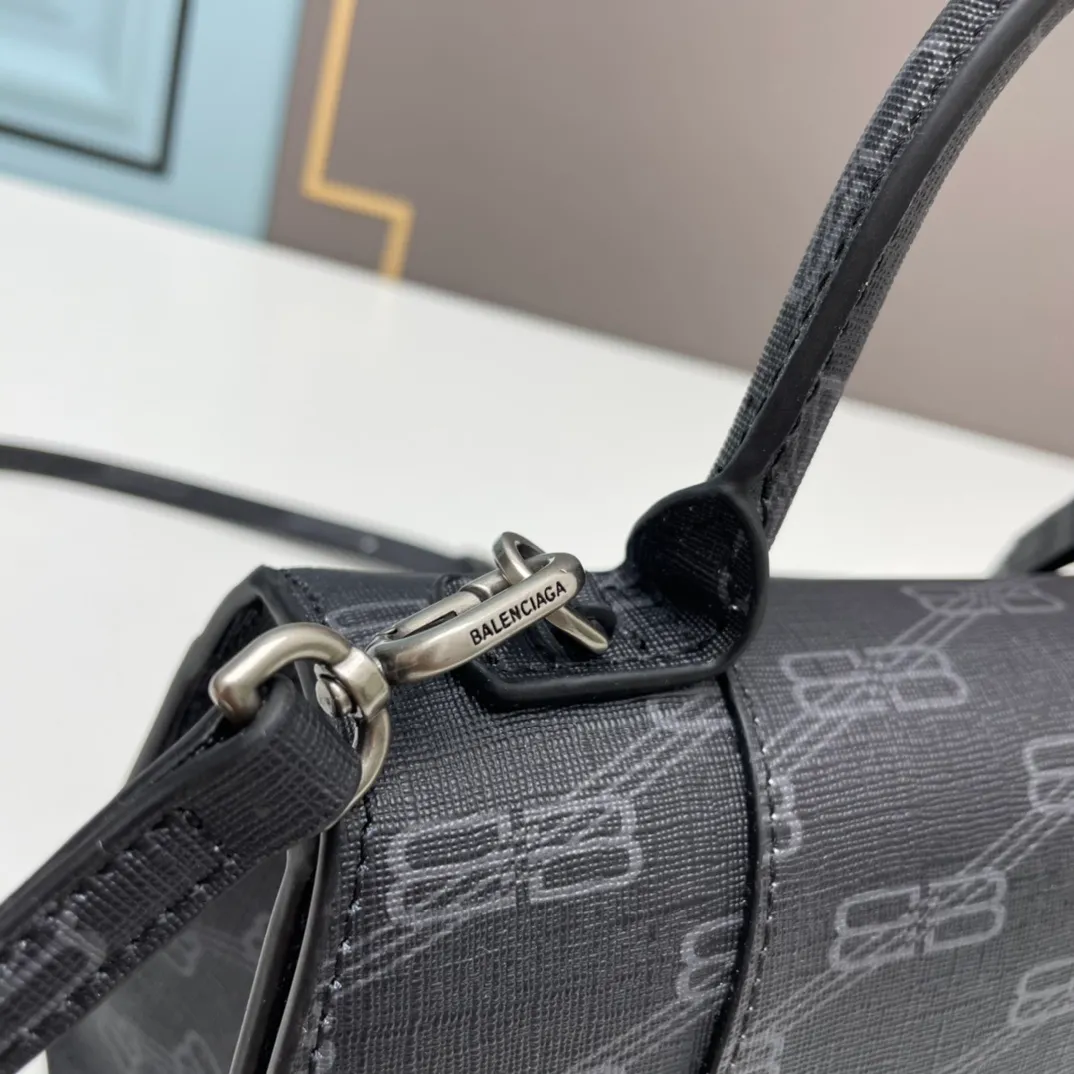 All categories Balenciaga Women's Bags (Balenciaga) Balenciaga 3931