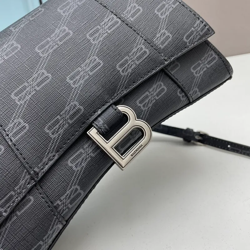 All categories Balenciaga Women's Bags (Balenciaga) Balenciaga 3931