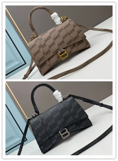 All categories Balenciaga Women's Bags (Balenciaga) Balenciaga 3931