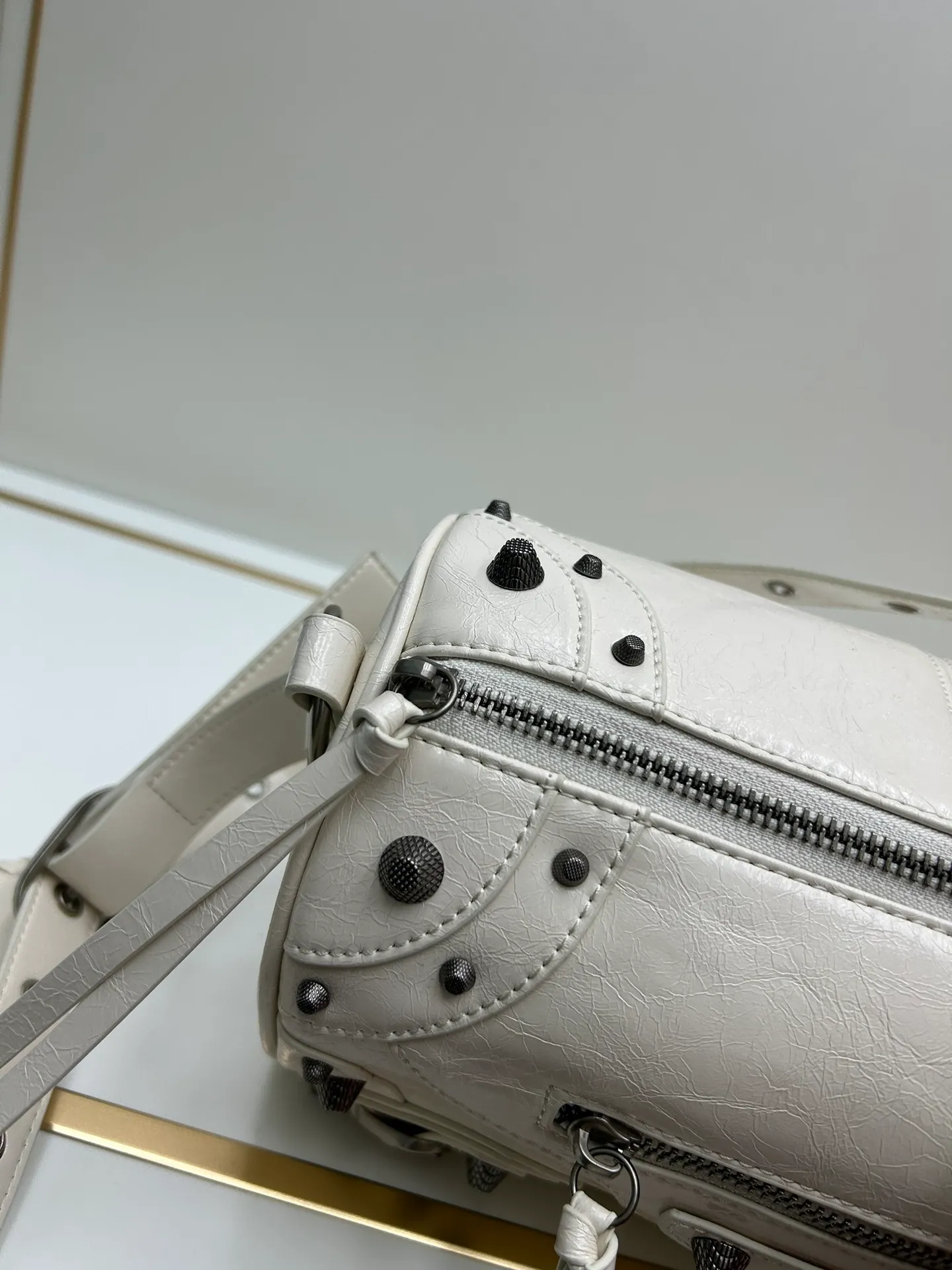 All categories Balenciaga Women's Bags (Balenciaga) Balenciaga 77176