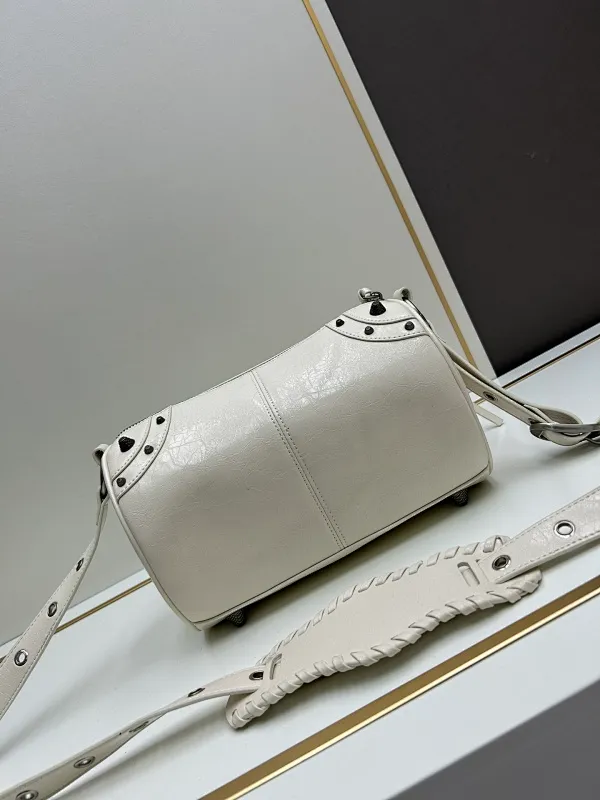 All categories Balenciaga Women's Bags (Balenciaga) Balenciaga 77176