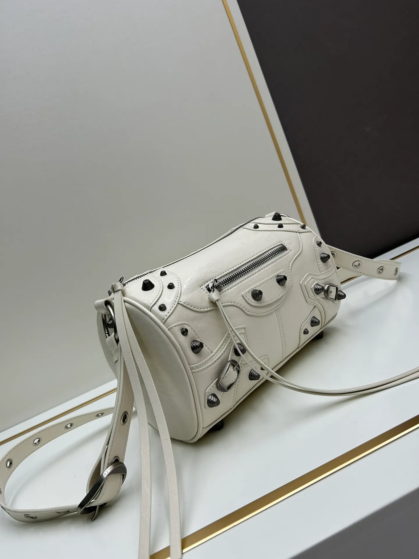 All categories Balenciaga Women's Bags (Balenciaga) Balenciaga 77176