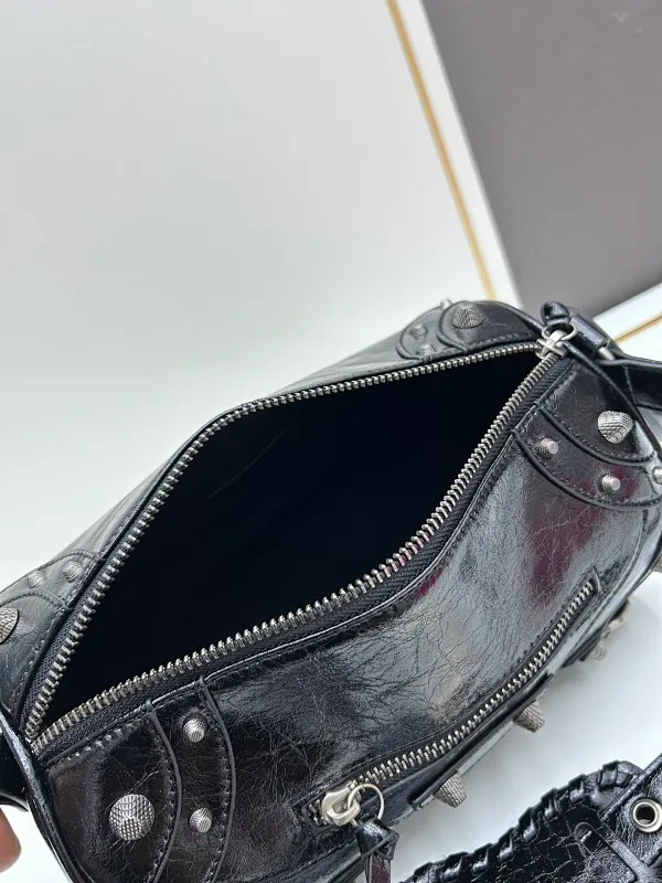 All categories Balenciaga Women's Bags (Balenciaga) Balenciaga 77176