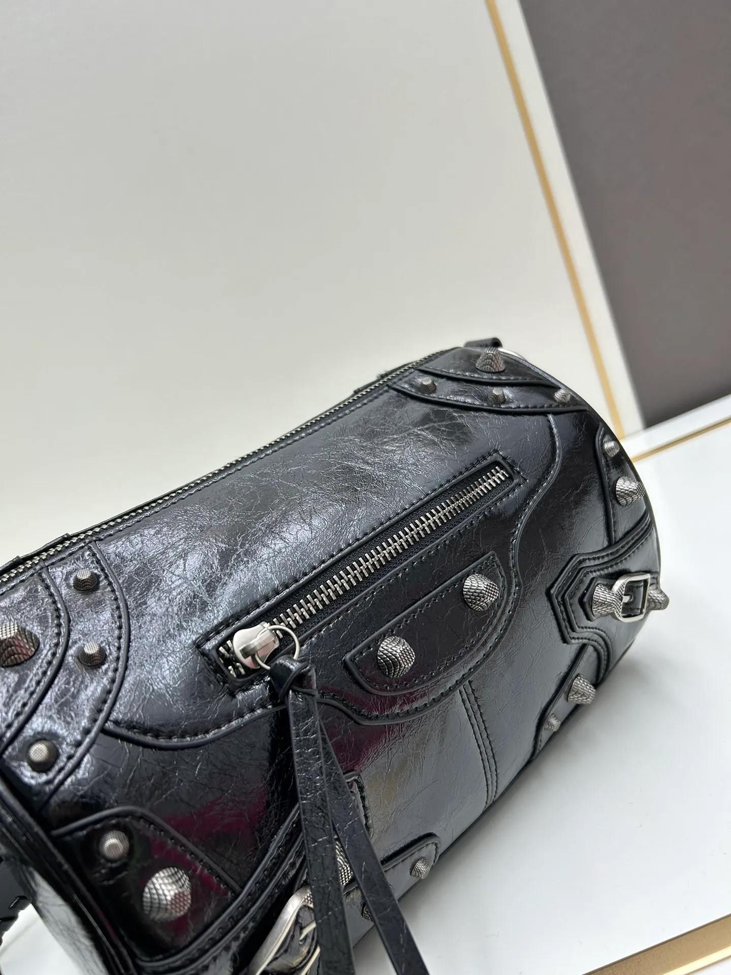 All categories Balenciaga Women's Bags (Balenciaga) Balenciaga 77176