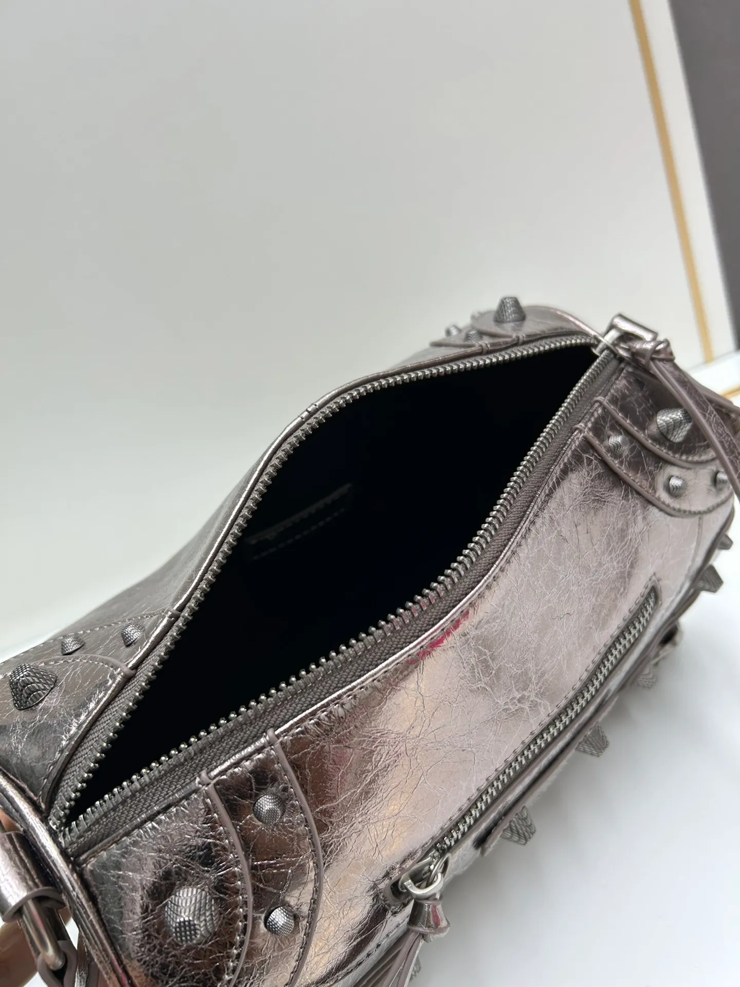All categories Balenciaga Women's Bags (Balenciaga) Balenciaga 77176