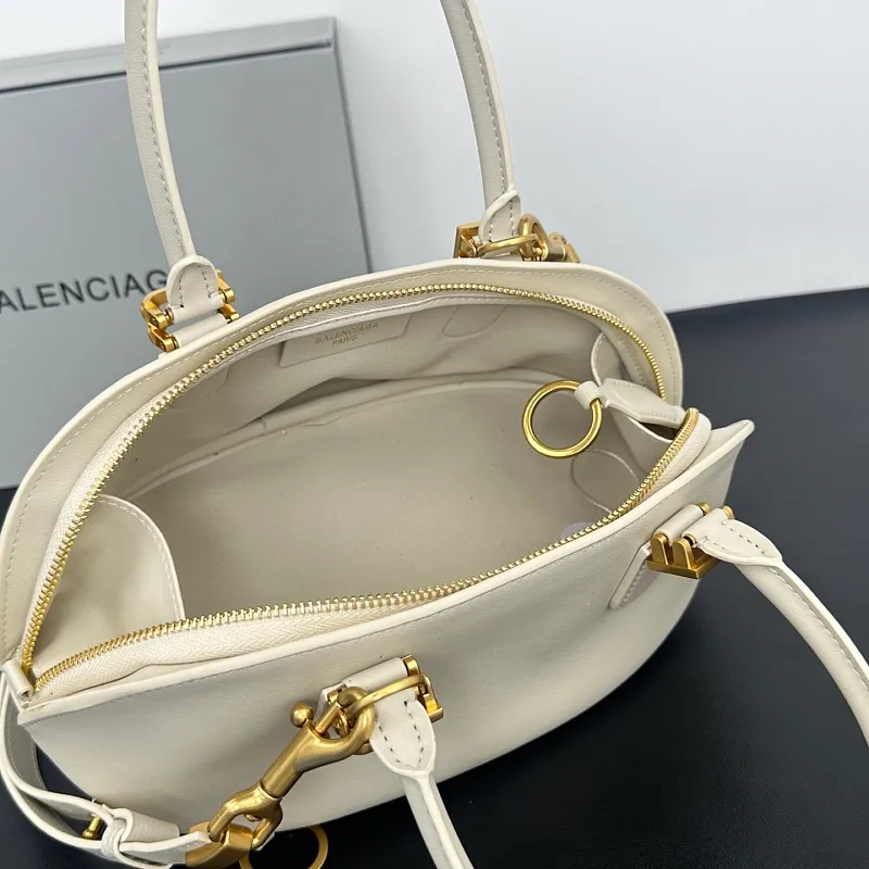 All categories Balenciaga Women's Bags (Balenciaga) Balenciaga 8812 small size