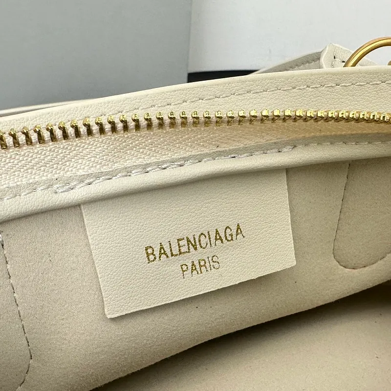 All categories Balenciaga Women's Bags (Balenciaga) Balenciaga 8812 small size