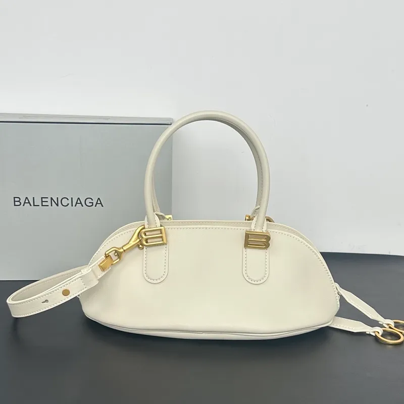 All categories Balenciaga Women's Bags (Balenciaga) Balenciaga 8812 small size