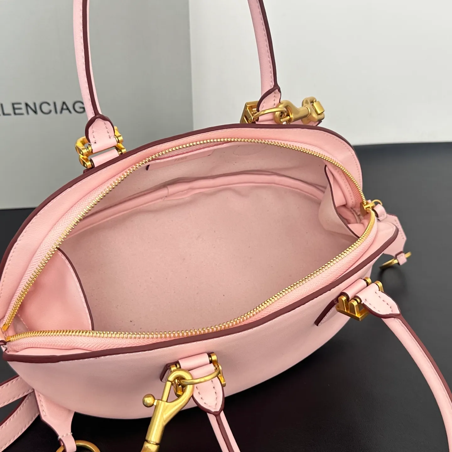 All categories Balenciaga Women's Bags (Balenciaga) Balenciaga 8812 small size