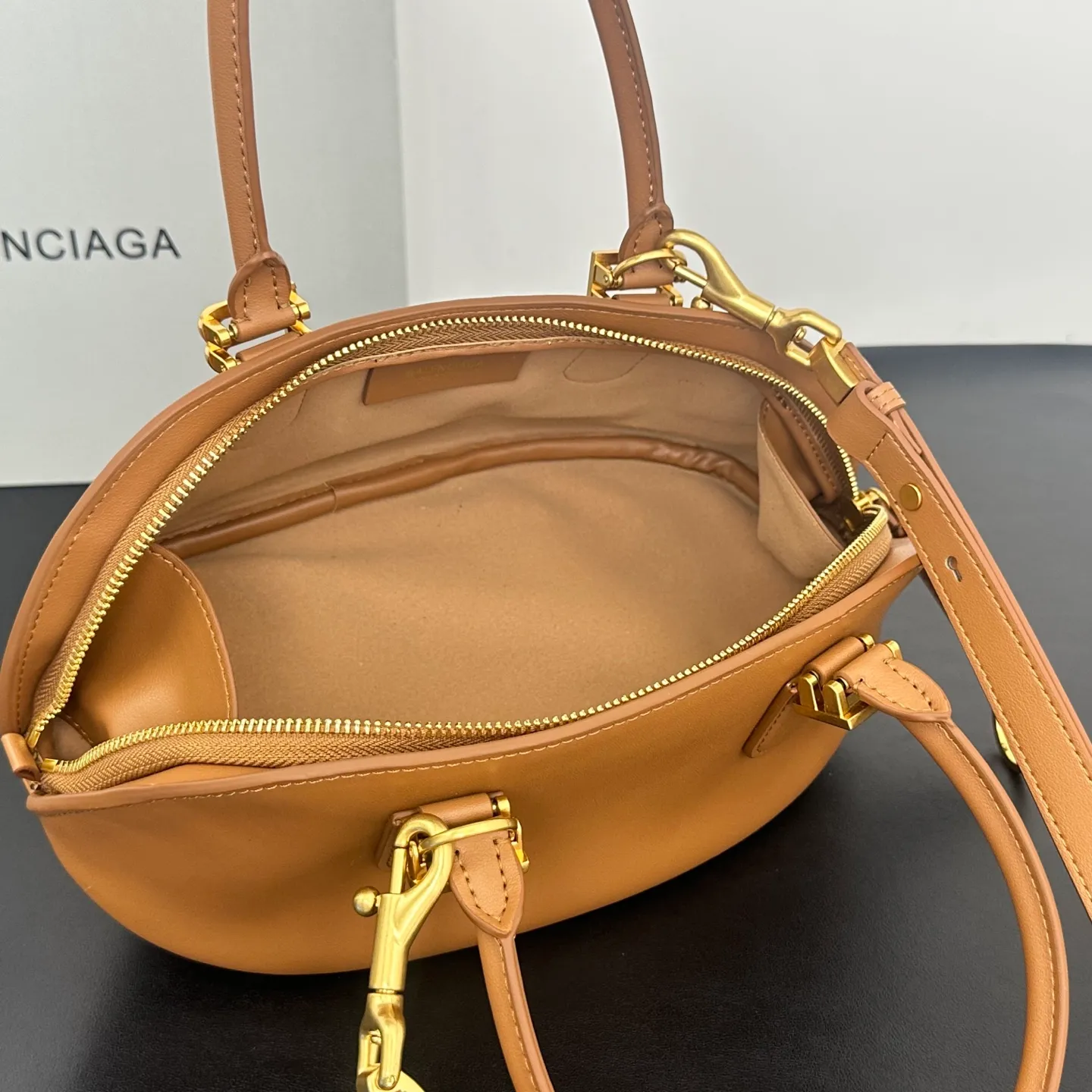 All categories Balenciaga Women's Bags (Balenciaga) Balenciaga 8812 small size