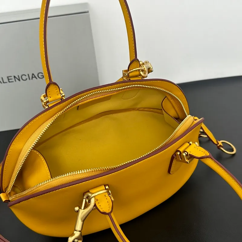 All categories Balenciaga Women's Bags (Balenciaga) Balenciaga 8812 small size