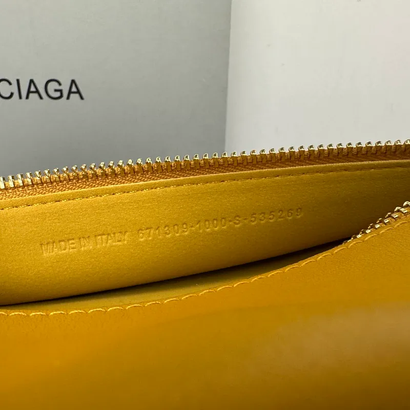All categories Balenciaga Women's Bags (Balenciaga) Balenciaga 8812 small size