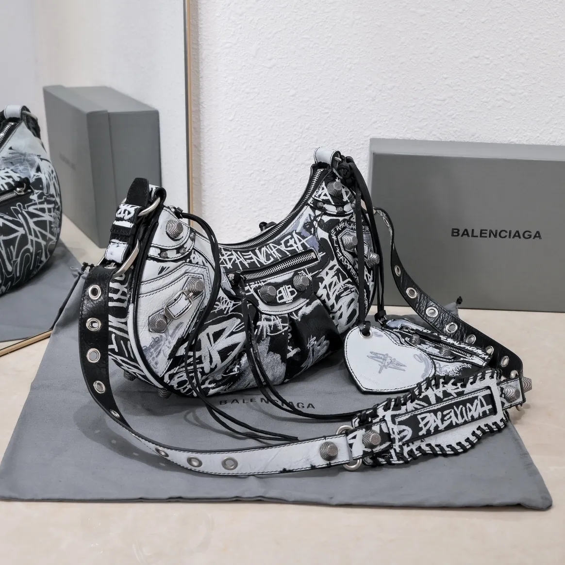 All Categories Balenciaga Women's Bags (Balenciaga) Balenciaga Original Order 3318