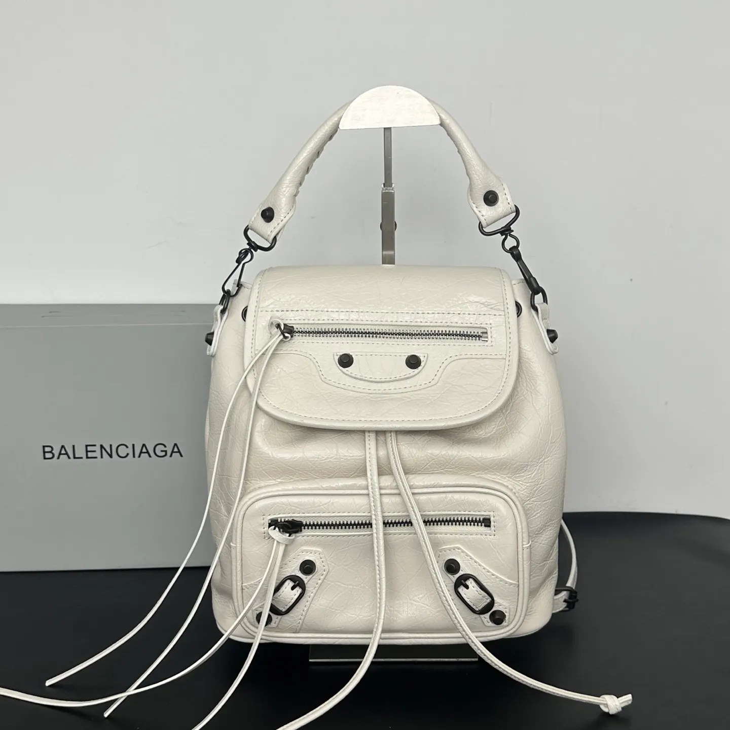 All categories Balenciaga Women's Bags (Balenciaga) Balenciaga 8896
