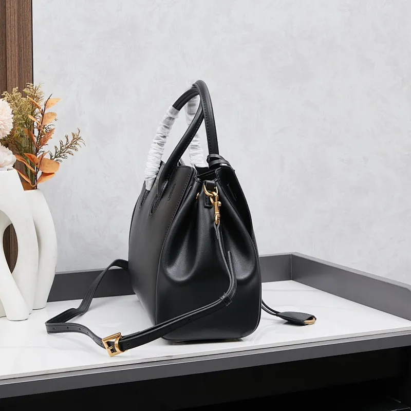 All Categories Balenciaga Women's Bags (Balenciaga) Balenciaga 3022