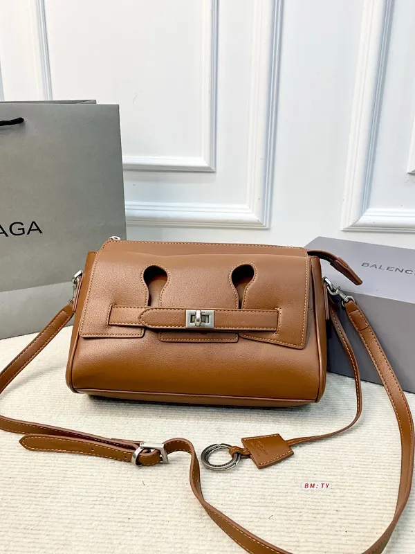 All Categories Official Website "Brand Women's Bags" Women's Bags 💙 BALENCIAGA 2025 New Balenciaga Crossbody Bag