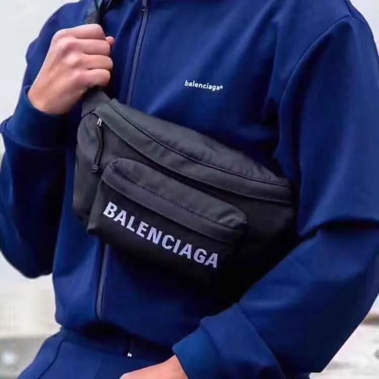 All categories Balenciaga Women's Bags (Balenciaga) Balenciaga, 3011