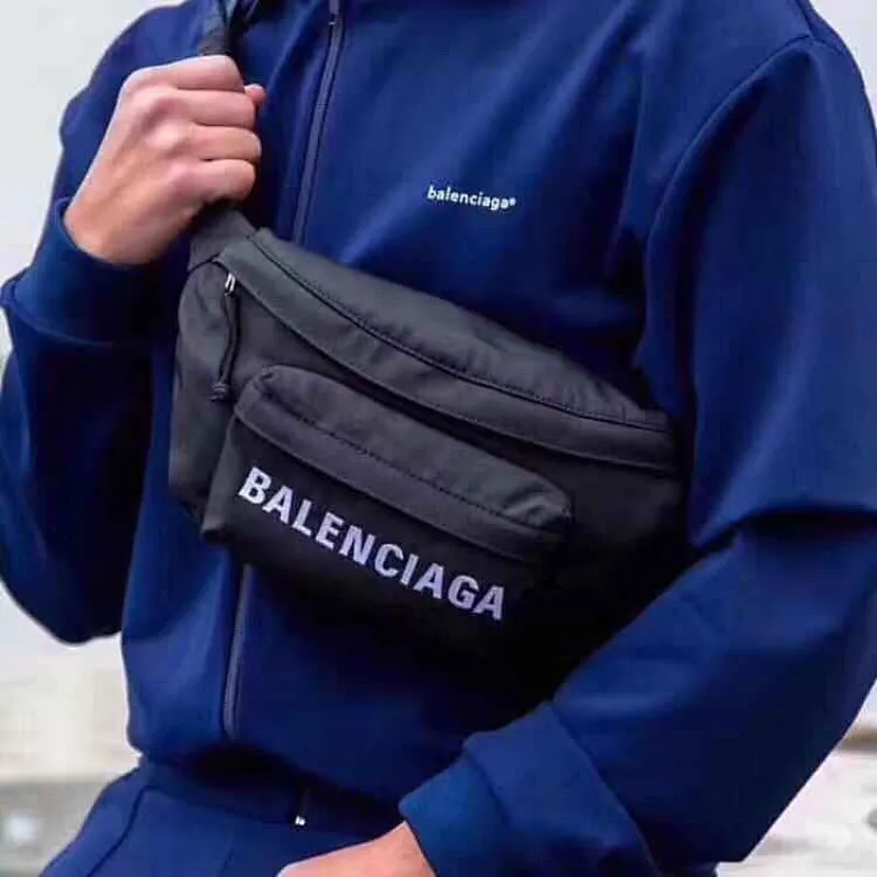 All categories Balenciaga Women's Bags (Balenciaga) Balenciaga, 3011