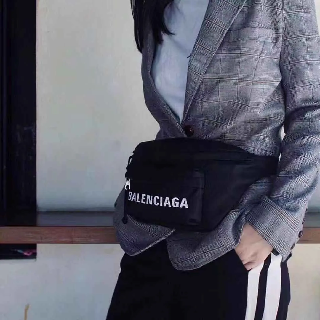 All categories Balenciaga Women's Bags (Balenciaga) Balenciaga, 3011